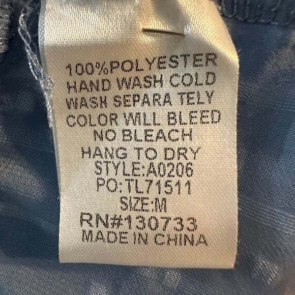 UMGEE Dusty Blue Sheer Textured Dot Tunic blouse 3/4 Sleeves Size Medium - Picture 7 of 7